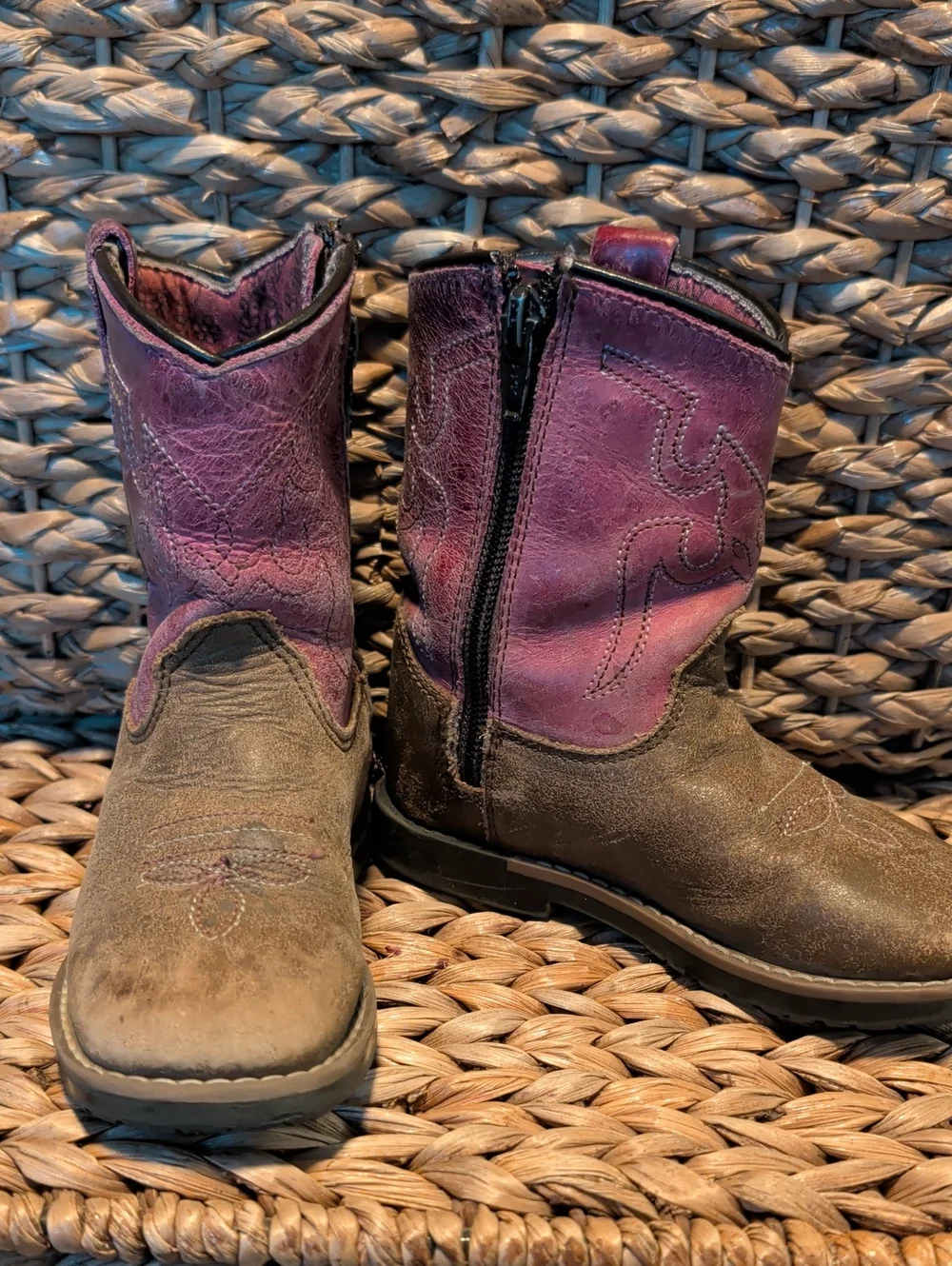 Shyanne Pink Leather Cowboy Boots Toddler 8 D 💕So Cute!